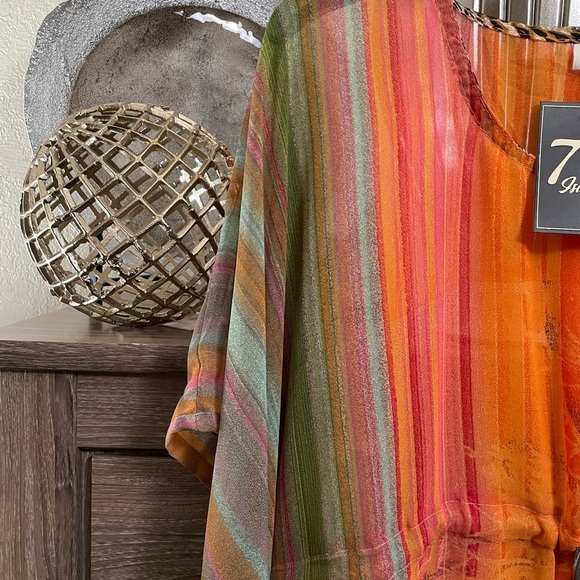 Caftan Blouse - Picture 3 of 16